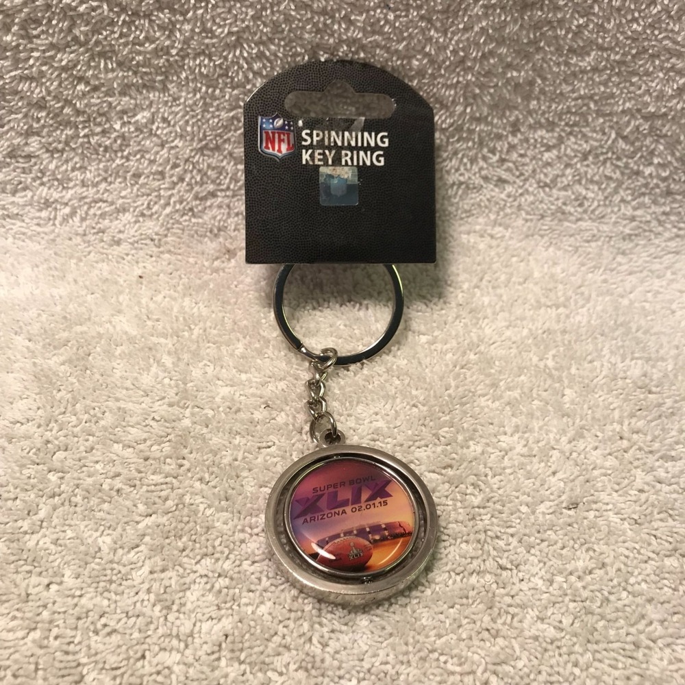 NFL Super Bowl XLIX Spinning Key Ring  Arizona 02.01.15  Collectible Keychain